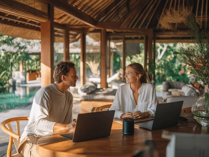 Digital nomad villa office Bali – High speed wifi setup in Berawa private villa for remote work lifestyle