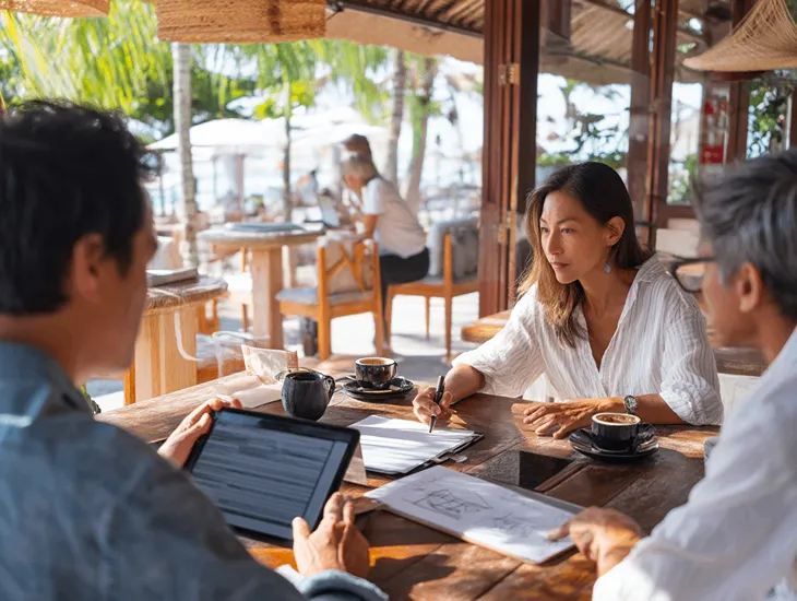 Bali foreign investment legal structure diagram – Leasehold Hak Sewa vs PT PMA HGB ownership comparison for villa assets