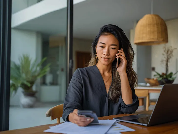 Integrated Family Services Indonesia 2026 – Professional nanny in Bali working with a local guide to manage family schedules and island excursions.