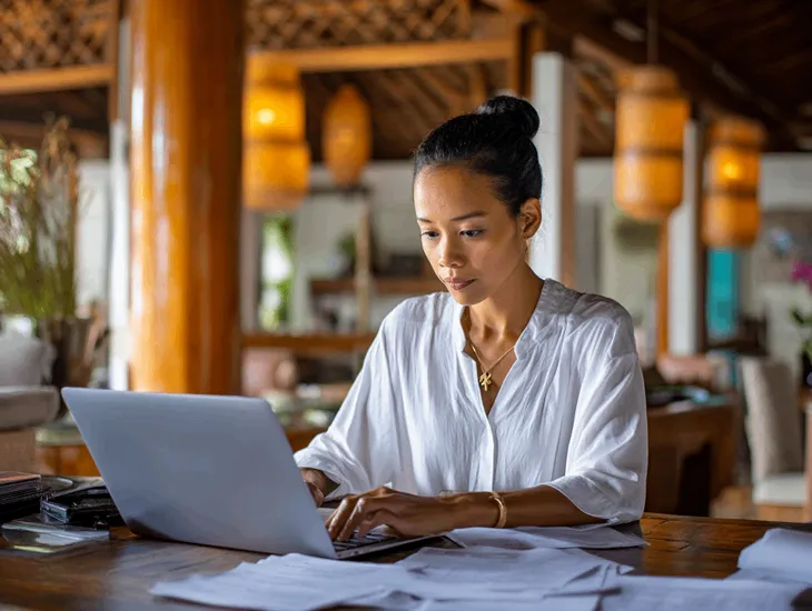 Guest Conflict Resolution – Platform compliance, safety standards, and operational documents