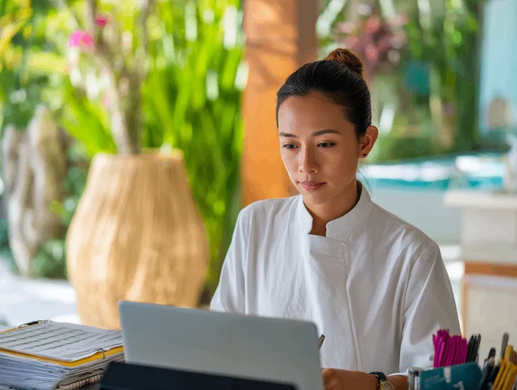 Staff in Bali Payrolls 2026 – Labor law compliance, BPJS registration, and holiday allowance regulations for employees in Indonesia