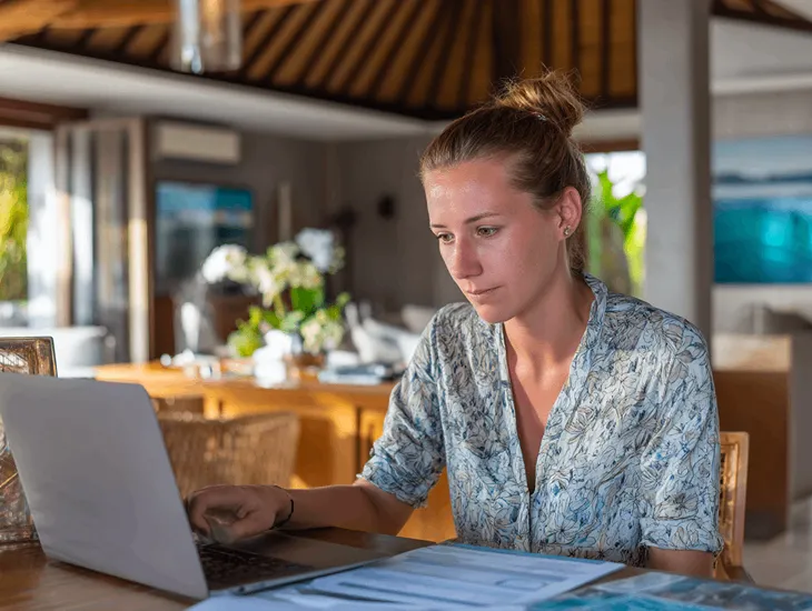 Operations for a Villa in Bali 2026 – Maintenance logs and legal compliance documents for a property in Uluwatu