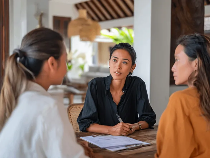 Guest hospitality in Bali 2026 – Staff etiquette standards, review protection, and professional property management for owners